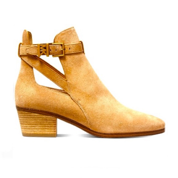 Michael Kors Wilkes Bootie -peanut - 8&1/2 - Picture 2 of 3